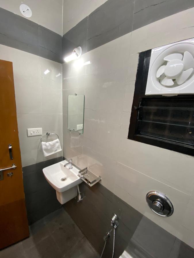 Hotel Erisha Tadoba Mohurli Esterno foto